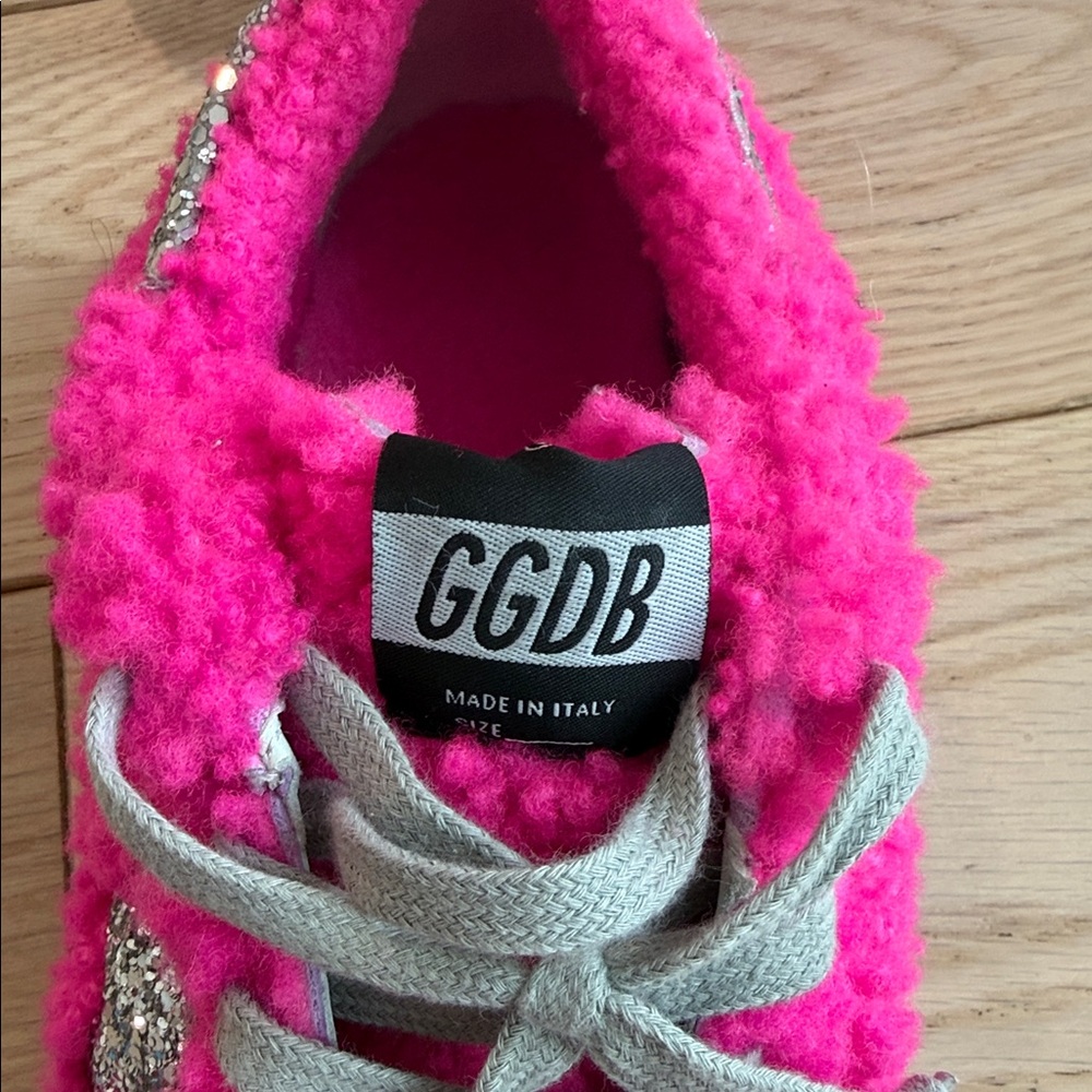 Golden Goose Superstar Shearling sneaker size 39 - Picture 2 of 7